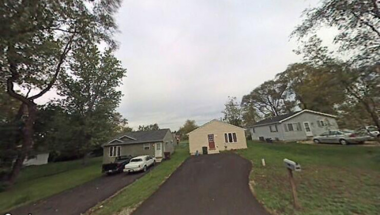 7112 delaware rd, wonder lake, il 60097