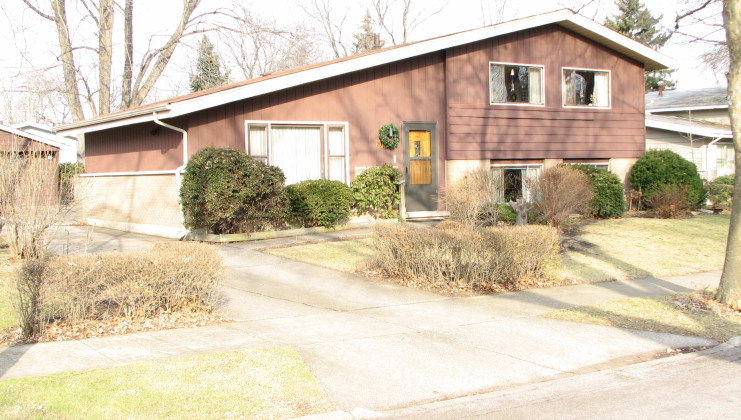 204 kentucky st, park forest, il 60466