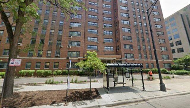 2909 n sheridan rd apt 402, chicago, il 60657