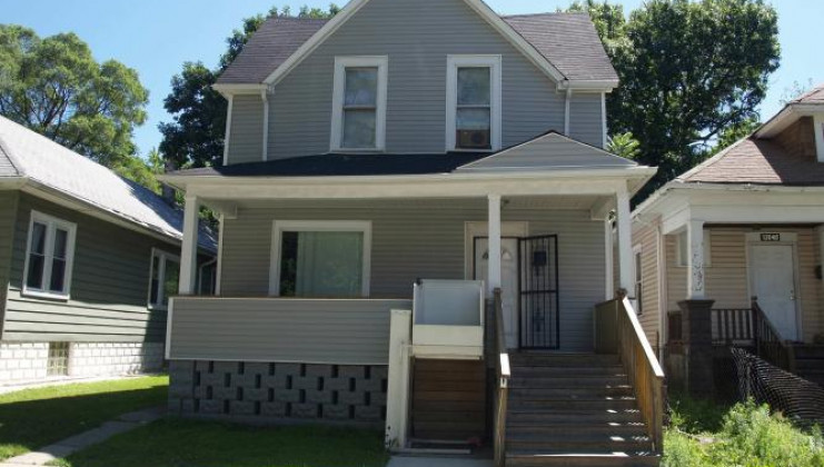 12041 s normal ave, chicago, il 60628