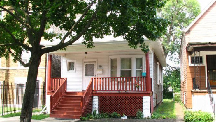 2706 e 78th st, chicago, il 60649