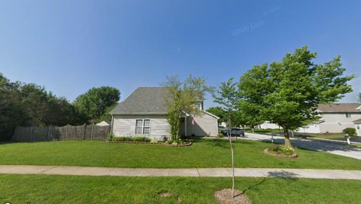 4 manchester ct, lake in the hills, il 60156