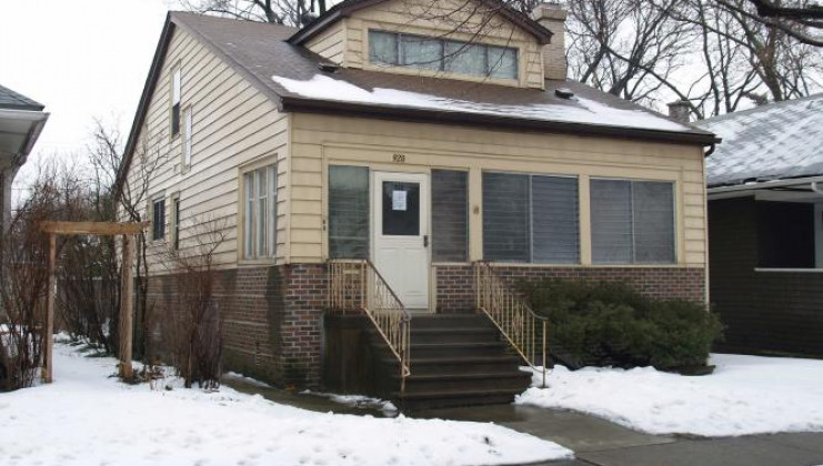 920 hayes ave, oak park, il 60302