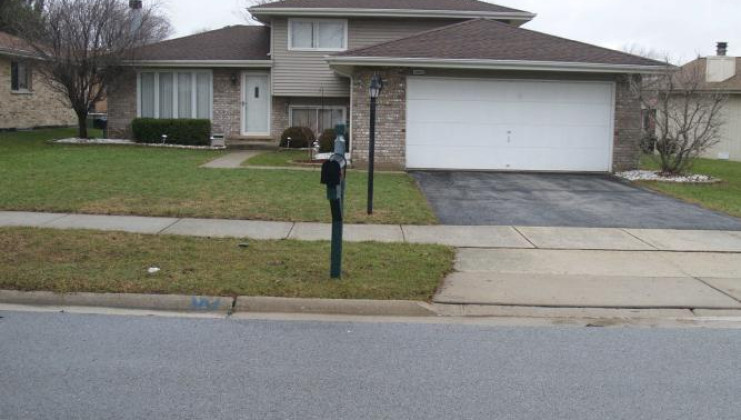 14812 temple st, oak forest, il 60452