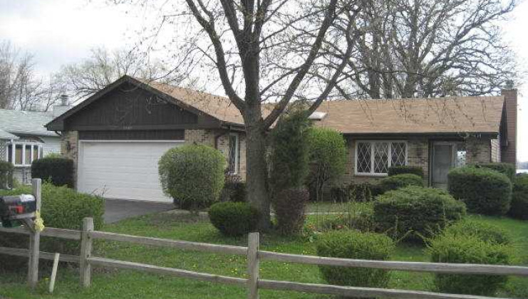 34321 n circle dr, round lake, il 60073