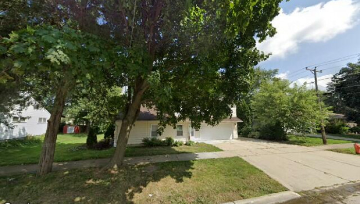 688 ford ave, elgin, il 60120