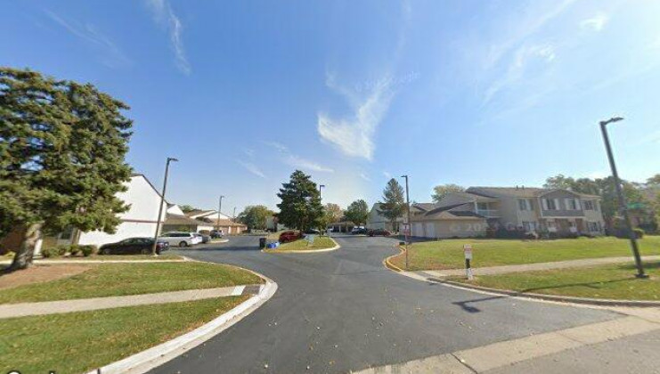 11 s fernwood dr, bolingbrook, il 60440