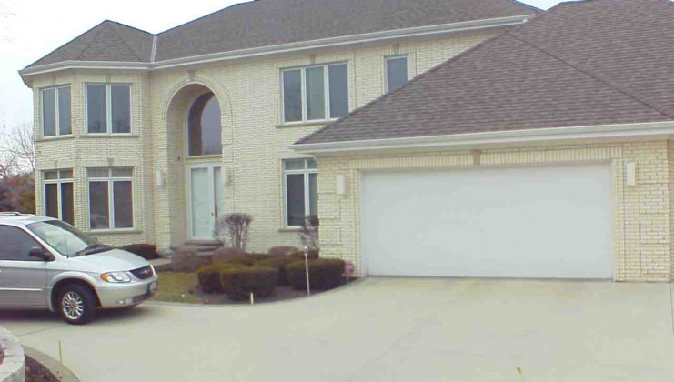 1760 orchid court, highland park, il 60035