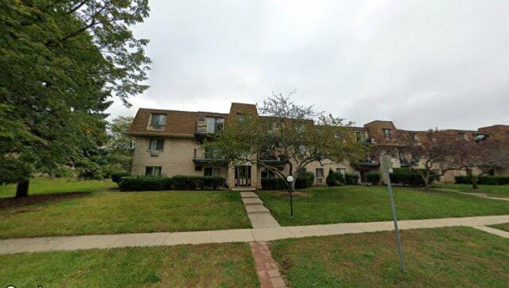 252 shorewood dr #2c, glendale heights, il 60139