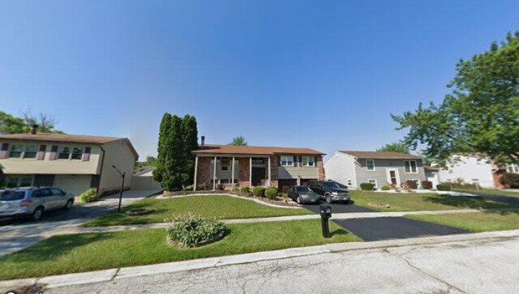 17790 sarah ln, country club hills, il 60478