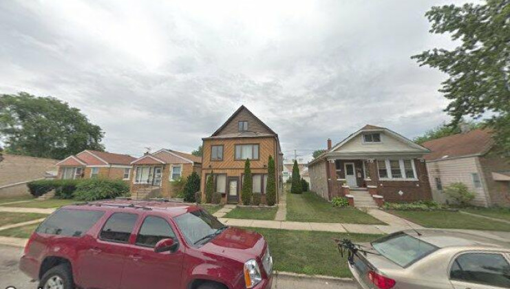 1409 grove ave, berwyn, il 60402