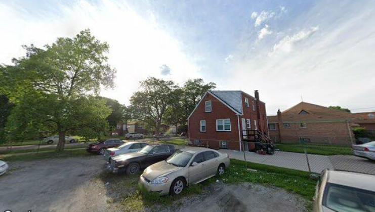 9437 s perry ave, chicago, il 60620