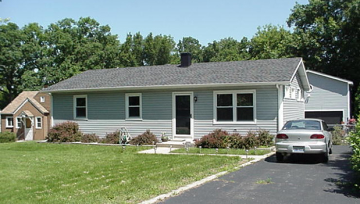 112 southern terrace, island lake, il 60042