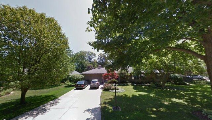 28 muirwood dr, glen ellyn, il 60137