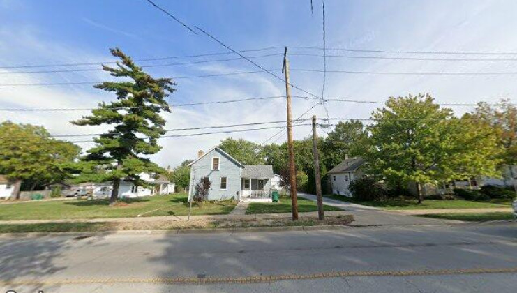 723 state st, lemont, il 60439