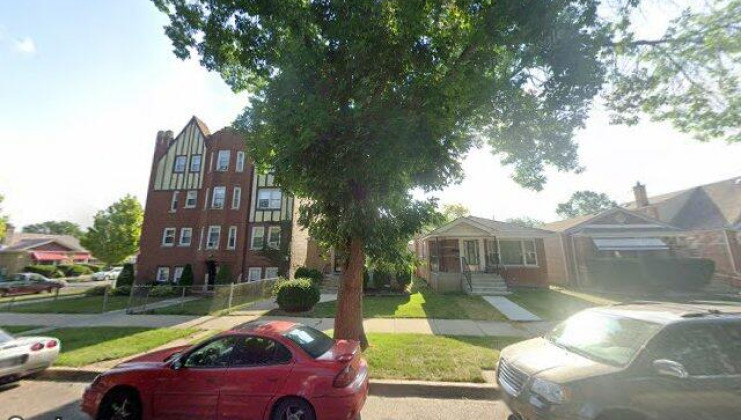 8005 s campbell ave, chicago, il 60652