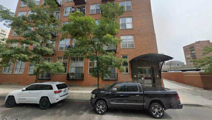 417 s jefferson st unit 511-b parking space p-174, chicago, il 60607