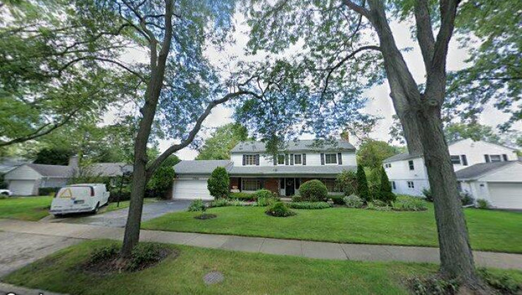 2342 s meadow dr, wilmette, il 60091