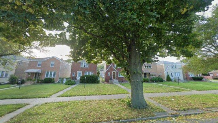 8110 s washtenaw ave, chicago, il 60652