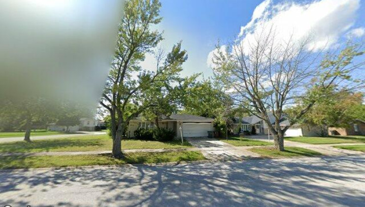 326 s minerva ave, glenwood, il 60425