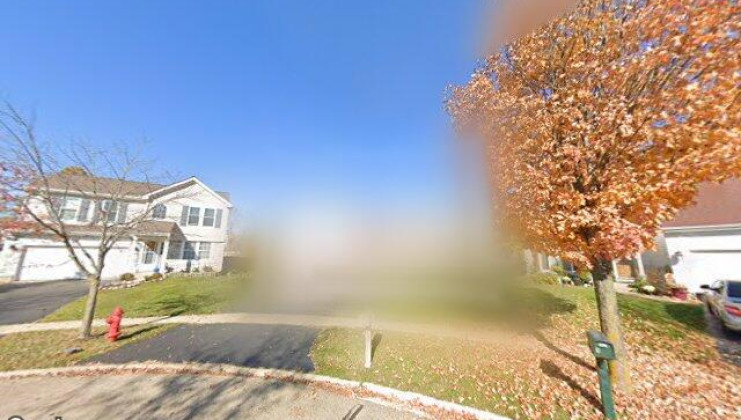 7 briarcliff ct, lake in the hills, il 60156