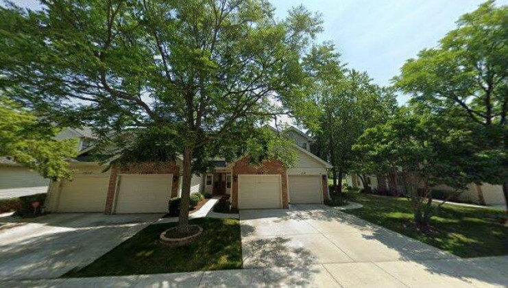 1511 golfview dr, glendale heights, il 60139