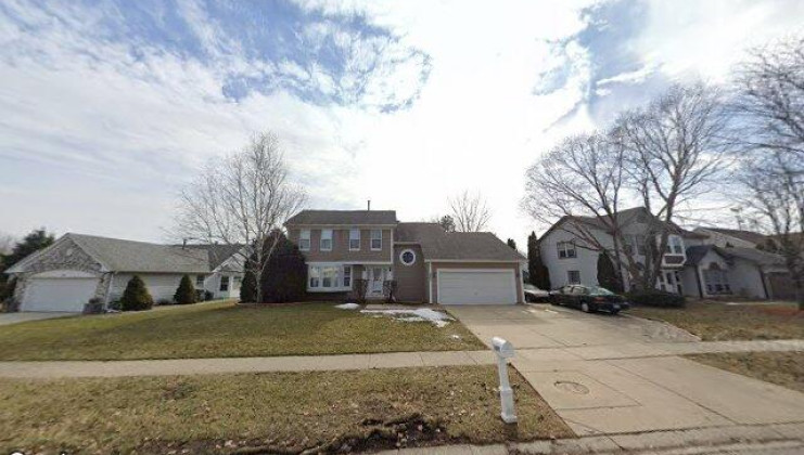 1477 eliot trl, elgin, il 60120
