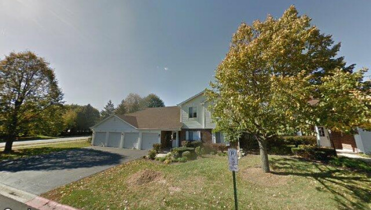 302 primrose ct, aurora, il 60504