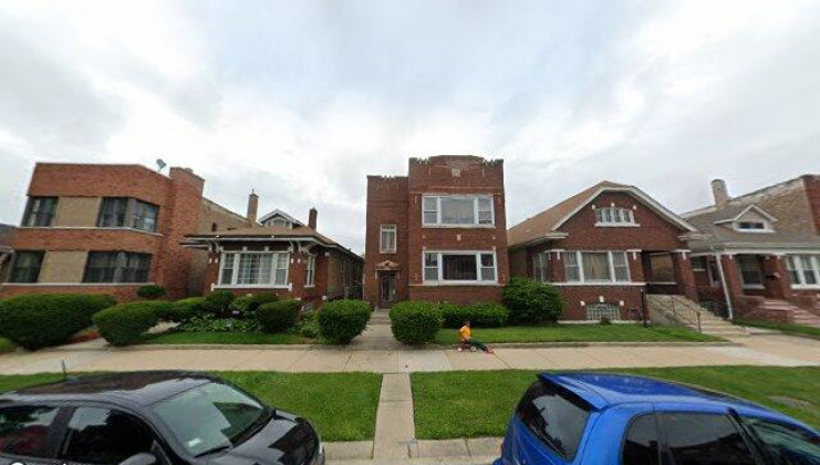 8237 s ada st, chicago, il 60620