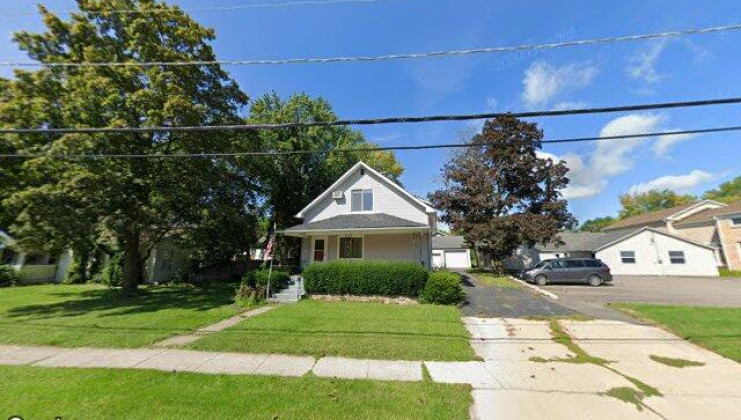 1005 n green st, mchenry, il 60050
