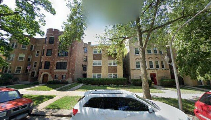 7542 n oakley ave apt 2w, chicago, il 60645
