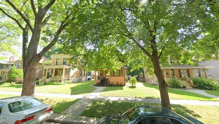 3137 wenonah ave, berwyn, il 60402