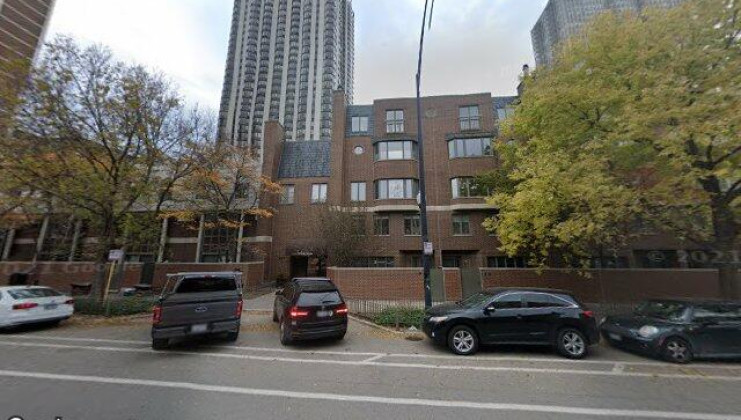 1715 n wells st unit 51, chicago, il 60614