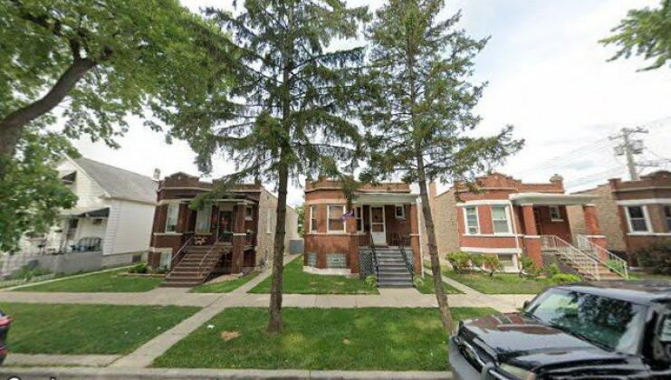2216 highland ave, berwyn, il 60402