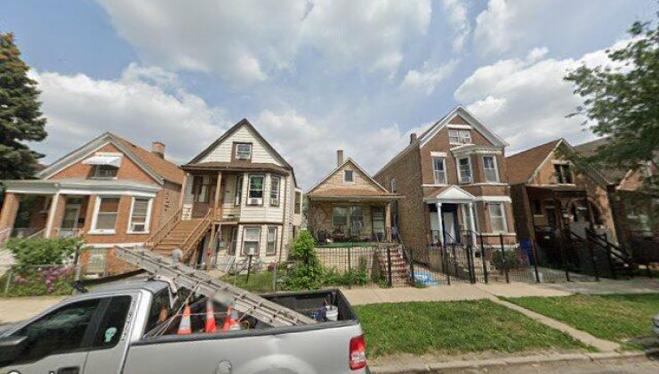 2741 s karlov ave, chicago, il 60623