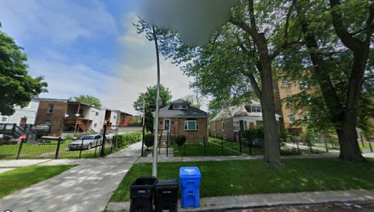7715 s colfax ave, chicago, il 60649