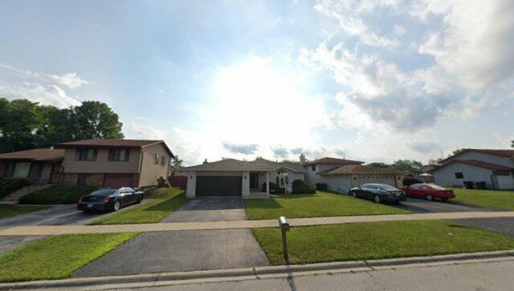 18643 willow ave, country club hills, il 60478