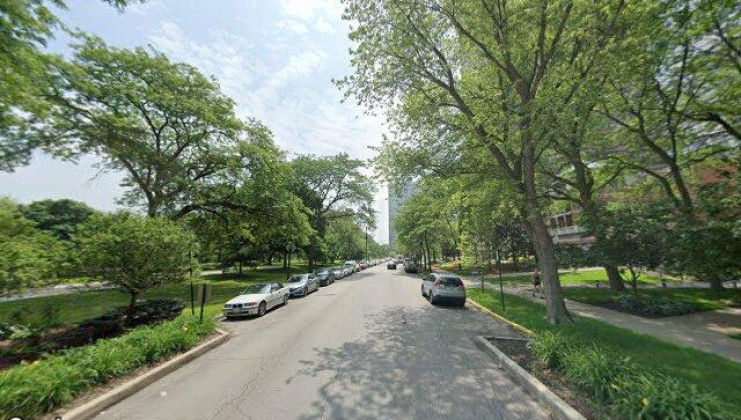 2970 n lake shore dr #2d, chicago, il 60657
