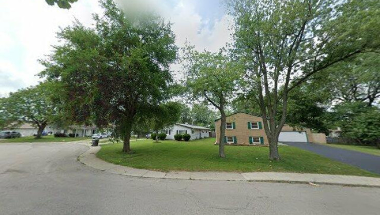 12 circle dr e, montgomery, il 60538