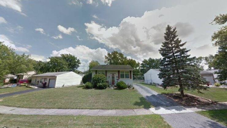 2444 apache ave, sauk village, il 60411