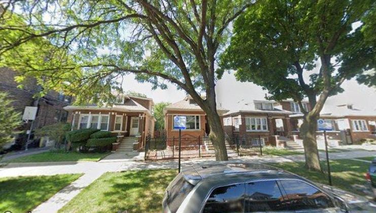 6240 s albany, chicago, il 60629