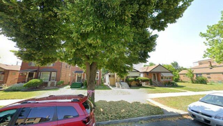 10338 s vernon ave, chicago, il 60628