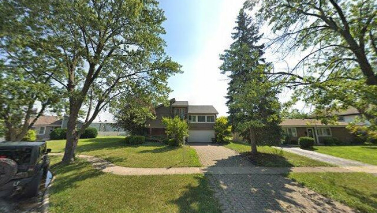 17905 chartres ct, hazel crest, il 60429