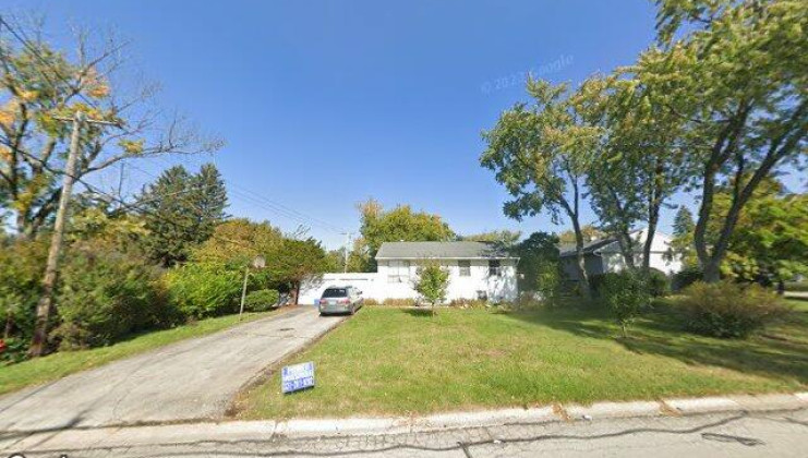 2830 forest glen pkwy, woodridge, il 60517