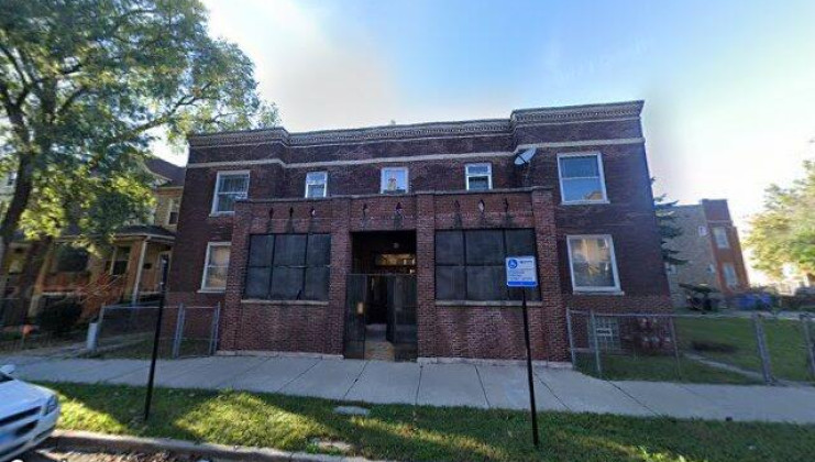 2728 e 75th pl, chicago, il 60649