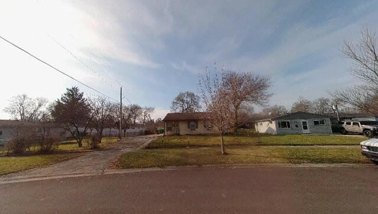 1205 gage ct, joliet, il 60432