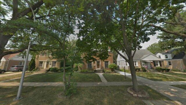 1912 portsmouth ave, westchester, il 60154