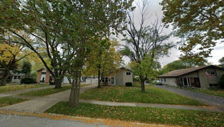 371 mission ave, villa park, il 60181