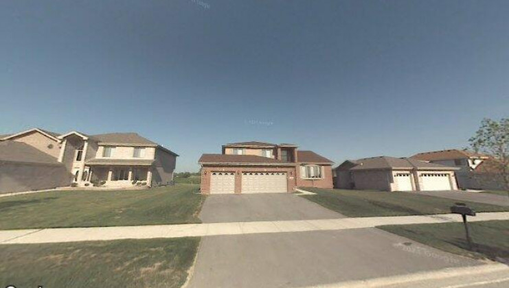 911 destiny dr, matteson, il 60443