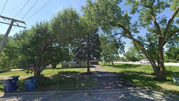 1114 twin oaks st, bensenville, il 60106
